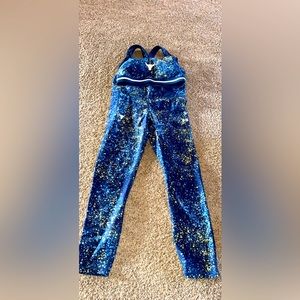 Under armour project rock sports bra and leggings